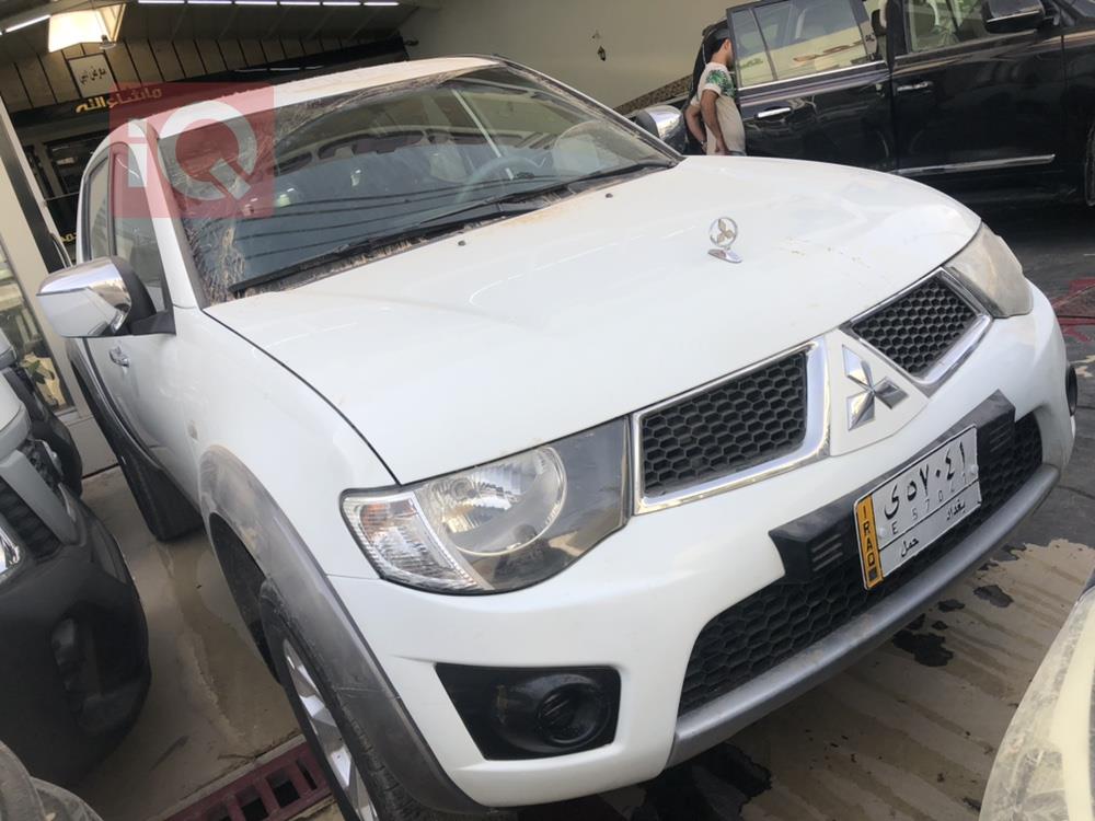 میتسوبیشی L200